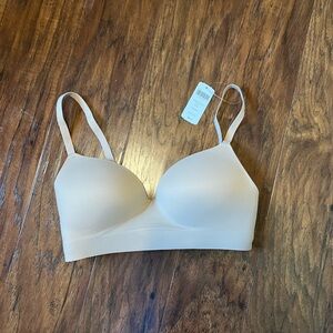 NWT Soma Enbliss Wireless Seamless Lightly Padded Bra Size 32C